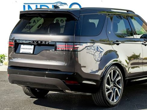 Used 2025 Land Rover Discovery Dynamic SE AWD/4WD image 7
