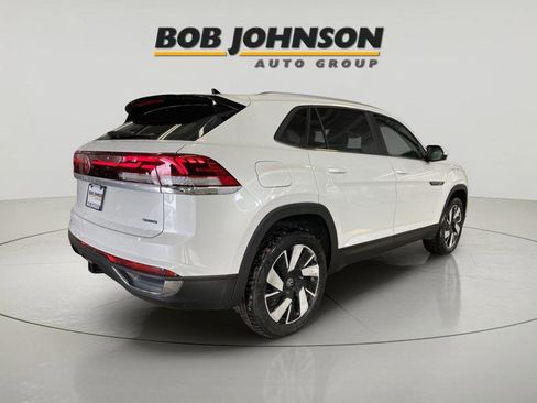 New 2026 Volkswagen Atlas Cross Sport SE AWD/4WD image 8