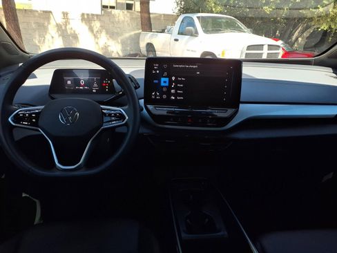 Certified 2023 Volkswagen ID.4 Pro S image 19