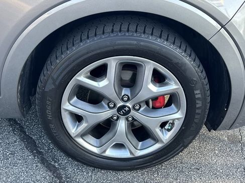 Used 2019 Kia Sorento SX w/ SX Touring Package image 13