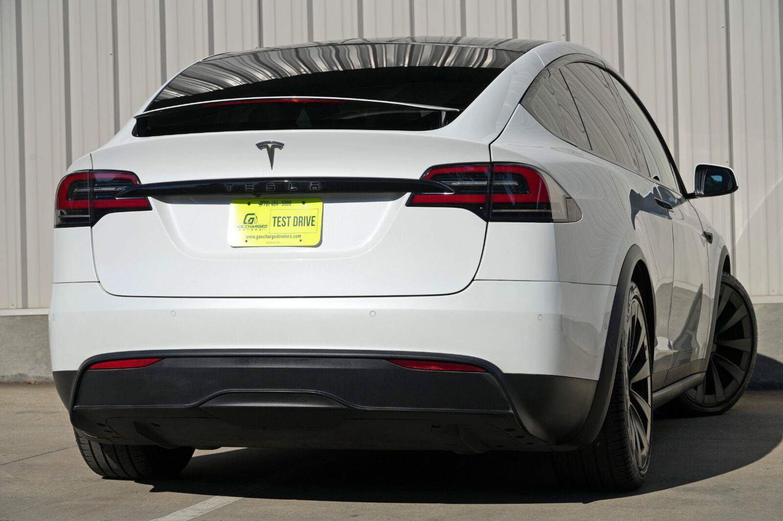 Used 2022 Tesla Model X AWD/4WD image 4