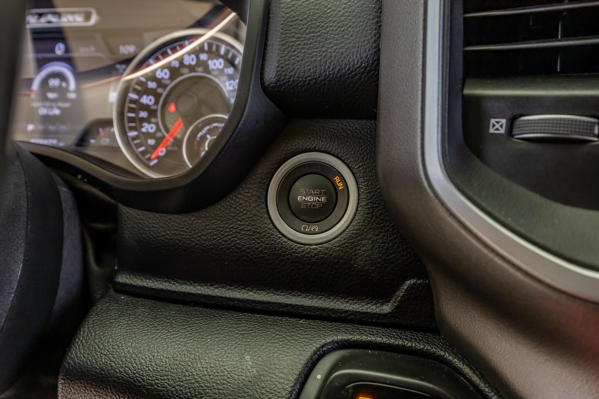 Used 2020 RAM 1500 Big Horn AWD/4WD image 19