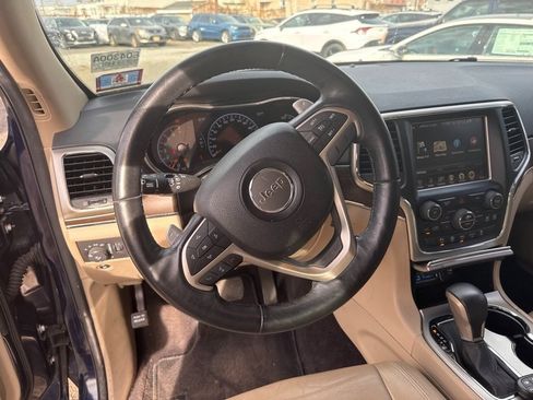Used 2016 Jeep Grand Cherokee Limited image 6