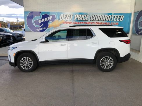 Used 2023 Chevrolet Traverse LT image 5