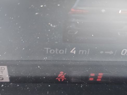 New 2026 BMW X5 xDrive50e w/ Executive Package image 21