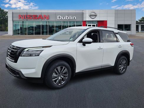 New 2025 Nissan Pathfinder SV image 1