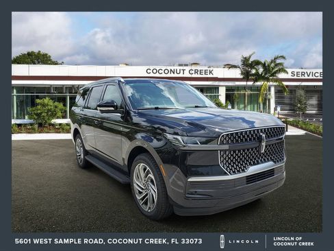 New 2026 Lincoln Navigator Premiere AWD/4WD image 1