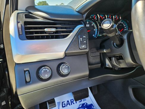 Used 2020 Chevrolet Tahoe LT image 24