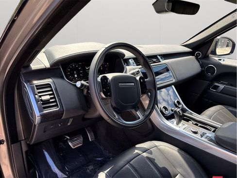 Used 2019 Land Rover Range Rover Sport Supercharged AWD/4WD image 6