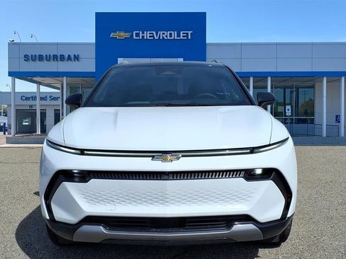 New 2026 Chevrolet Equinox EV LT w/ Convenience Package II image 2