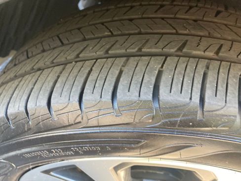 Used 2021 Subaru Forester Limited w/ Popular Package #3 image 32