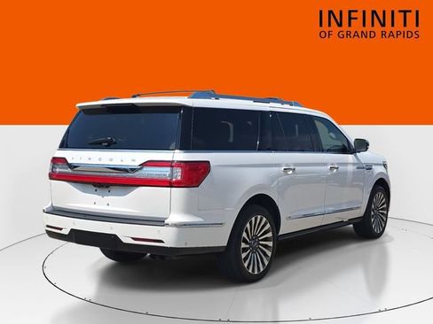 Used 2019 Lincoln Navigator L Reserve AWD/4WD image 5