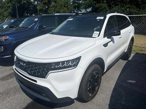 Certified 2023 Kia Sorento X-Line EX AWD/4WD image 2