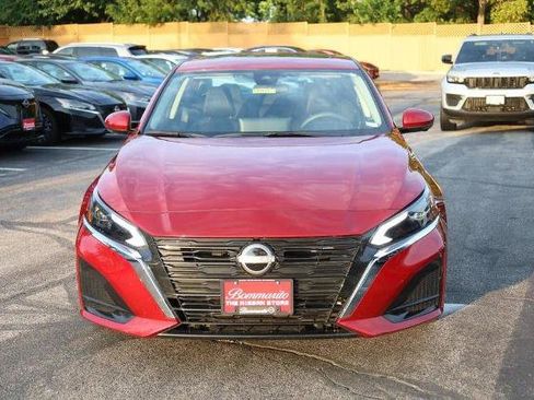 Certified 2025 Nissan Altima 2.5 SL FWD image 4