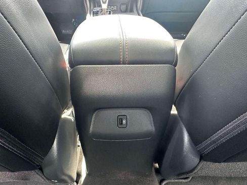 Used 2024 Nissan Sentra SR w/ SR Premium Package FWD image 12