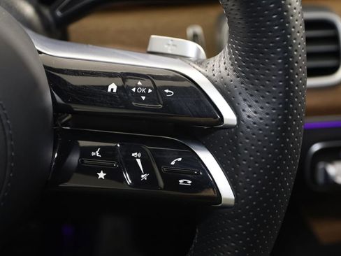 Used 2025 Mercedes-Benz GLS 450 4MATIC image 51