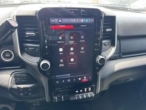 Used 2025 RAM 2500 Big Horn AWD/4WD image 26