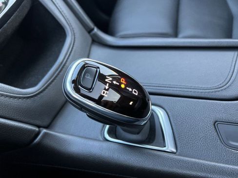 Used 2017 Cadillac XT5 Luxury w/ Driver Awareness Package image 15