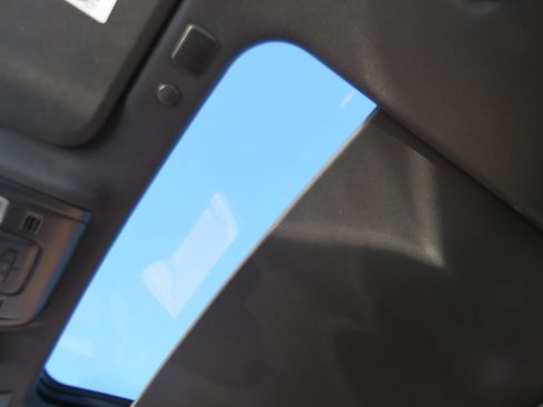 Used 2024 Chevrolet Tahoe High Country w/ Advanced Technology Package image 29