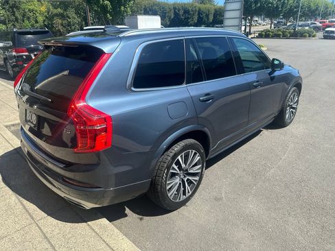 Used 2021 Volvo XC90 T5 Momentum w/ Advanced Package FWD image 5