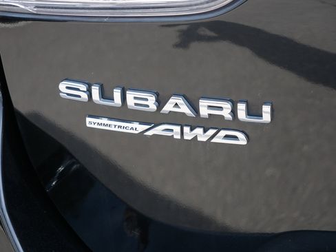 Used 2023 Subaru Forester Premium AWD/4WD image 8