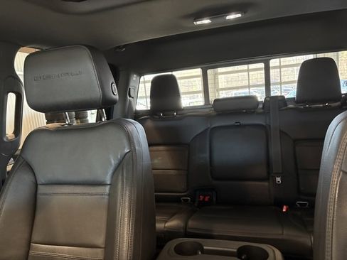 Used 2022 GMC Sierra 3500 Denali image 25