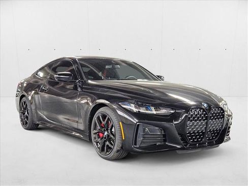 Used 2025 BMW 430i Coupe w/ M Sport Package image 6