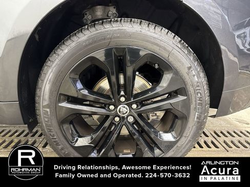 Used 2024 Jaguar F-PACE R-Dynamic S image 5