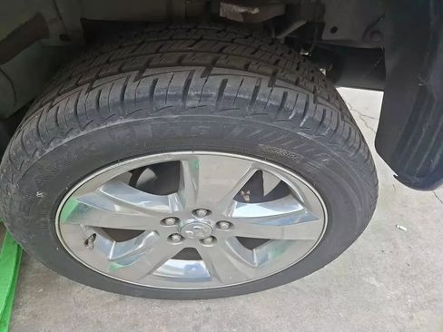 Used 2011 Dodge Caliber Uptown image 39