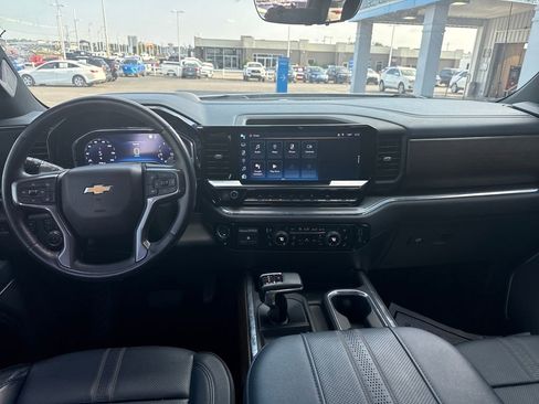 Used 2023 Chevrolet Silverado 1500 High Country w/ Technology Package image 15