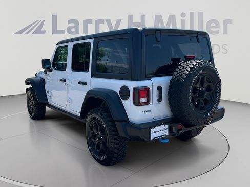 Used 2023 Jeep Wrangler Unlimited AWD/4WD image 3