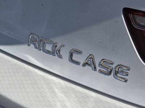 Certified 2022 Genesis G80 2.5T image 10