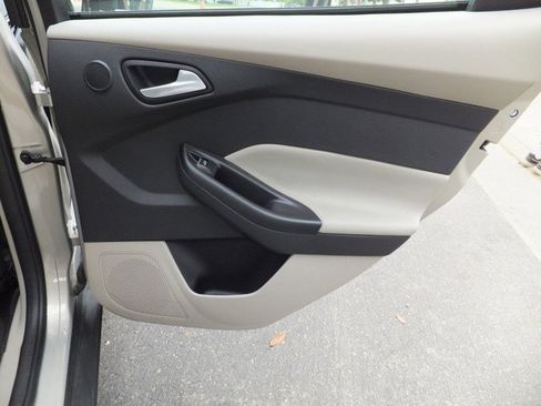 Used 2015 Ford Focus Electric Hatchback image 19