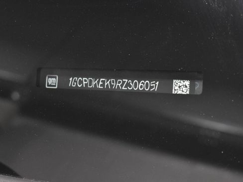 Used 2024 Chevrolet Silverado 1500 LT AWD/4WD image 31