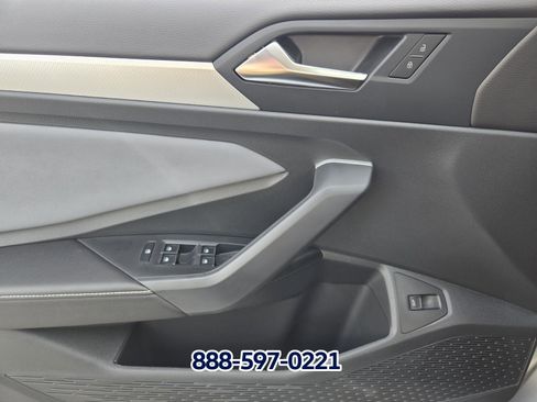 New 2026 Volkswagen Jetta SE image 21