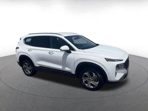 Used 2023 Hyundai Santa Fe SEL image 2