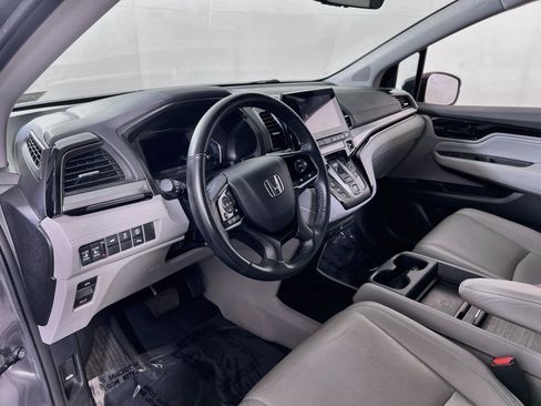 Used 2023 Honda Odyssey Touring image 9