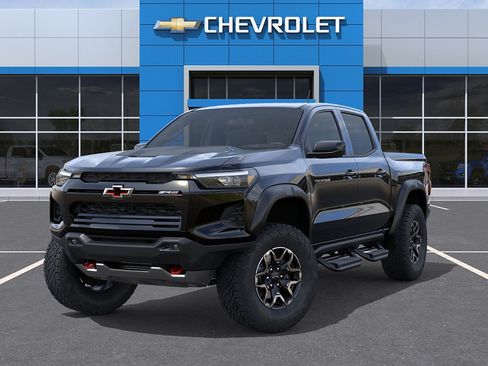 New 2026 Chevrolet Colorado ZR2 w/ Technology Package AWD/4WD image 6