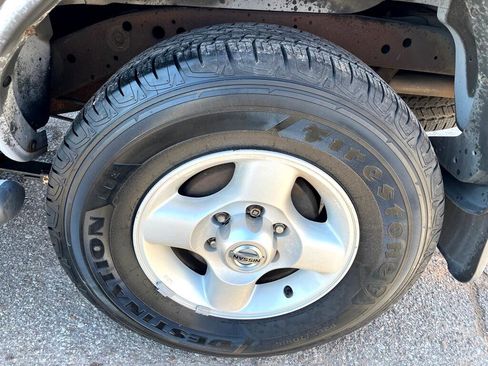 Used 2004 Nissan Xterra XE image 18