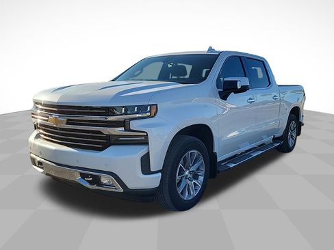 Used 2019 Chevrolet Silverado 1500 High Country w/ Technology Package image 24