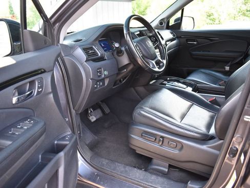 Used 2019 Honda Pilot Elite image 14