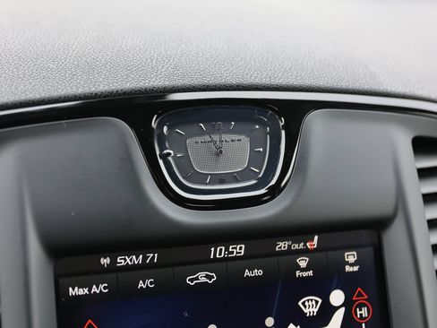 Used 2022 Chrysler 300 S image 25