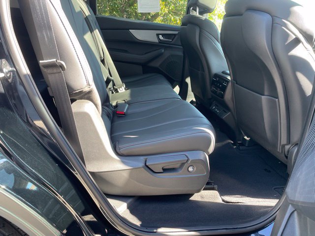 Used 2024 Acura MDX SH-AWD image 18