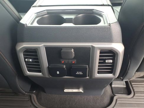 Used 2022 Ford F250 Platinum w/ FX4 Off-Road Package AWD/4WD image 14