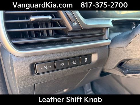 Certified 2025 Kia Telluride S image 16
