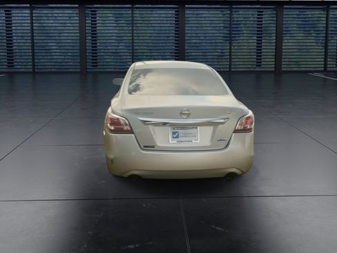 Used 2014 Nissan Altima 2.5 S image 7