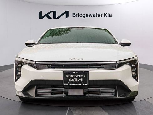 Certified 2025 Kia K4 FWD image 2