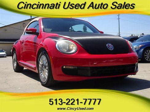 Used 2013 Volkswagen Beetle 2.5 FWD image 1