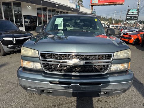 Used 2006 Chevrolet Silverado 1500 LT w/ Light Duty Power Package image 11