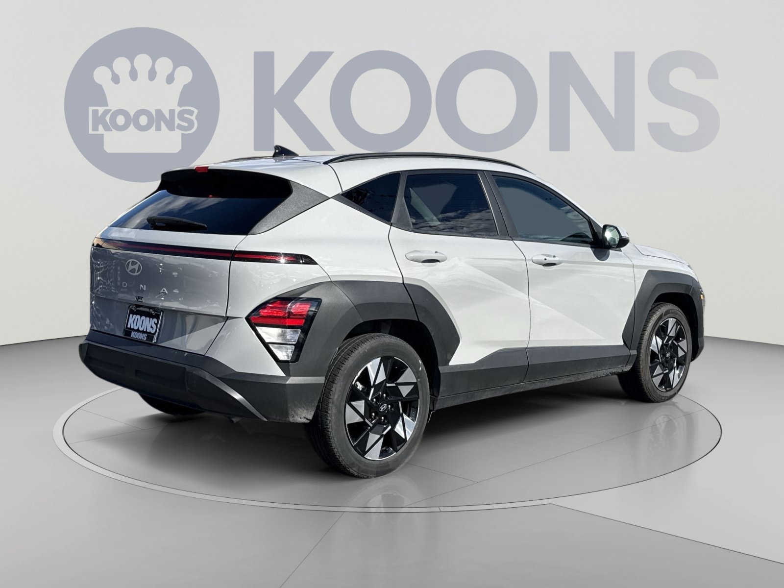 Used 2025 Hyundai Kona SEL FWD image 7